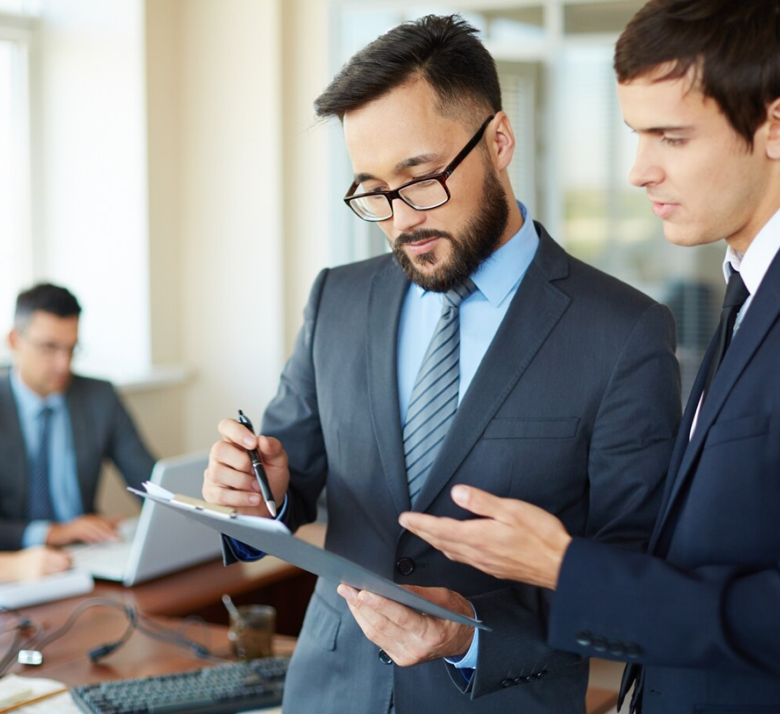 Corporate advisors in a strategy meeting